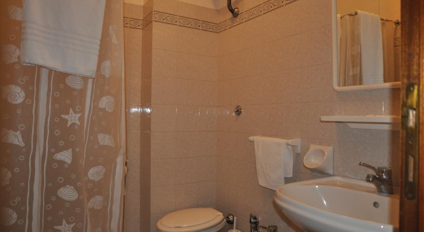 Hotel Terme Di San Vittore Genga  Δωμάτιο φωτογραφία
