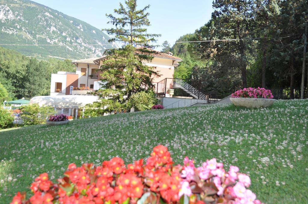 Hotel Terme Di San Vittore Genga  Εξωτερικό φωτογραφία