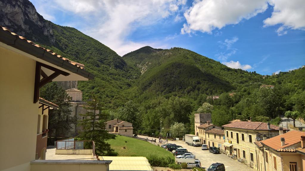 Hotel Terme Di San Vittore Genga  Εξωτερικό φωτογραφία