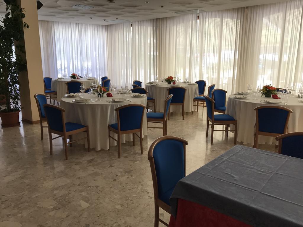 Hotel Terme Di San Vittore Genga  Εξωτερικό φωτογραφία