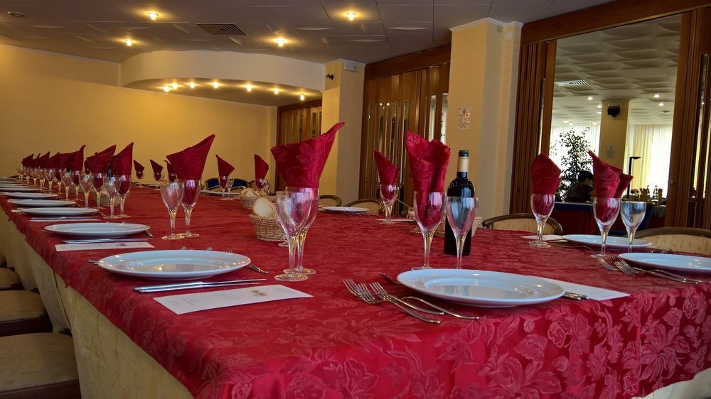 Hotel Terme Di San Vittore Genga  Εξωτερικό φωτογραφία